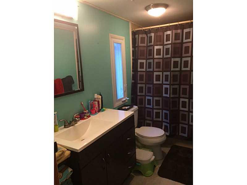 540 Carbon Center Road Butler, PA 16002 - Photo 15 of 23 Full Bath.