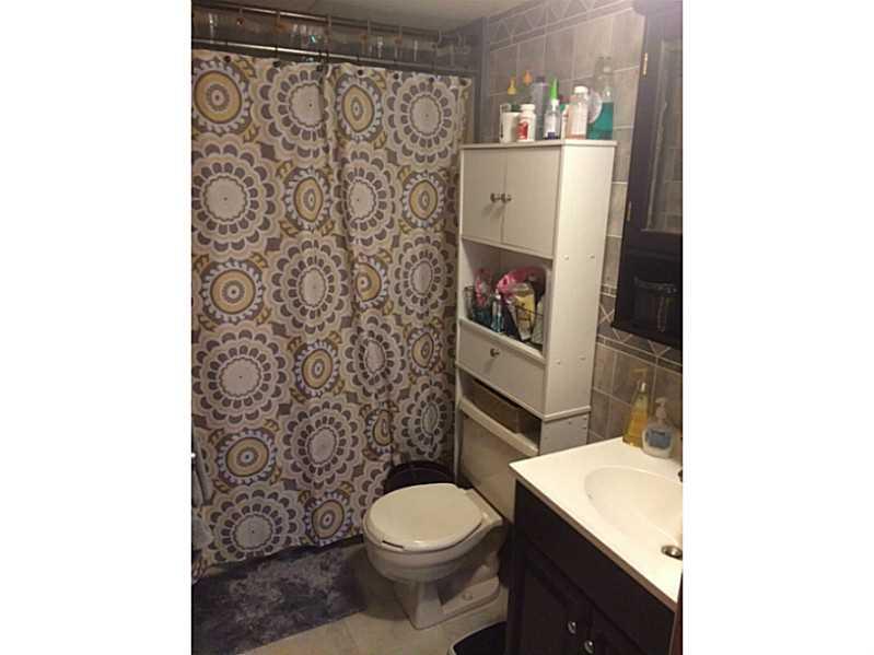 540 Carbon Center Road Butler, PA 16002 - Photo 18 of 23 Full Bath.