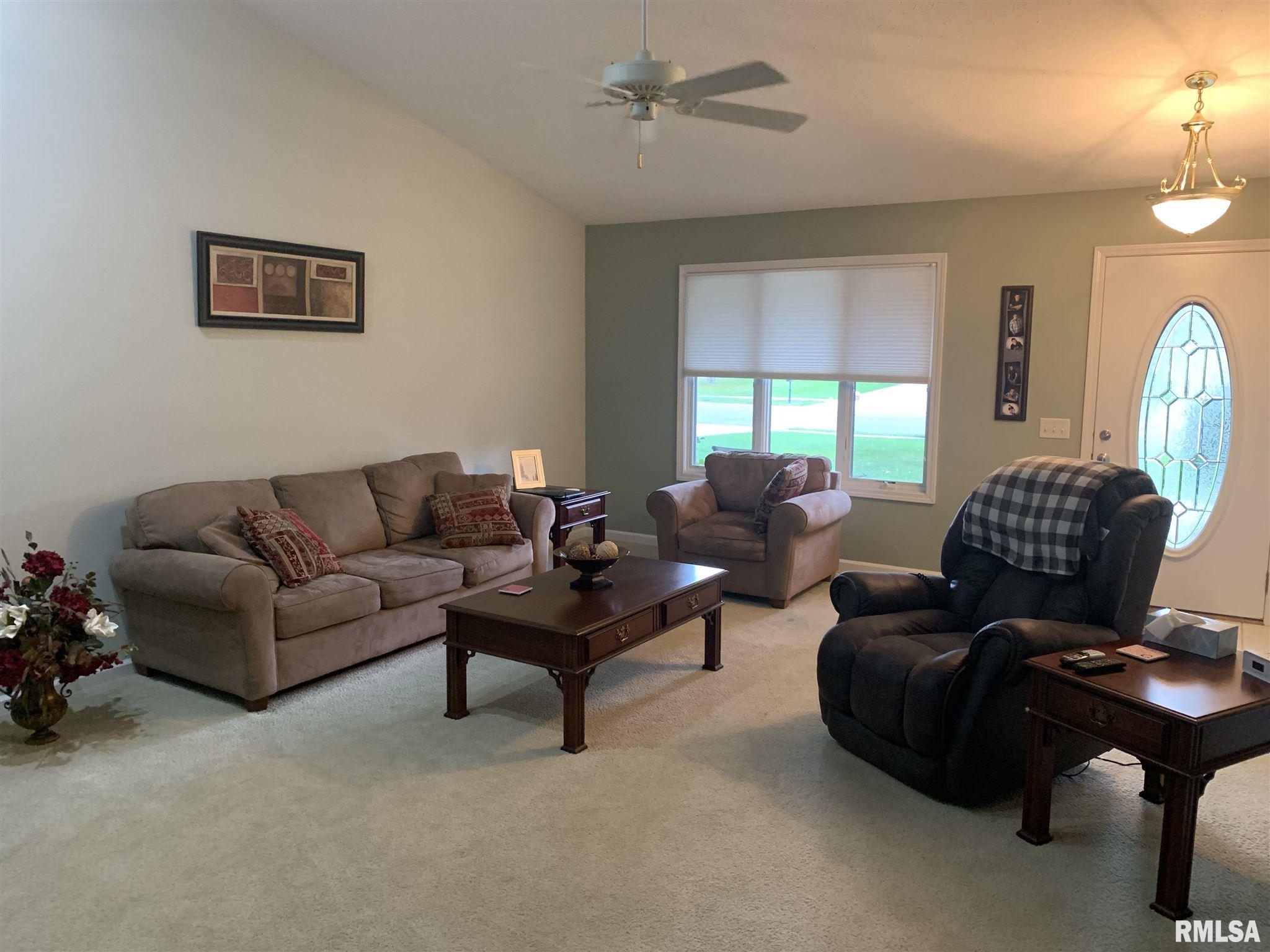 2804 Dryden Drive Springfield, IL 62711 - Photo 3 of 15 Gallery Image 3