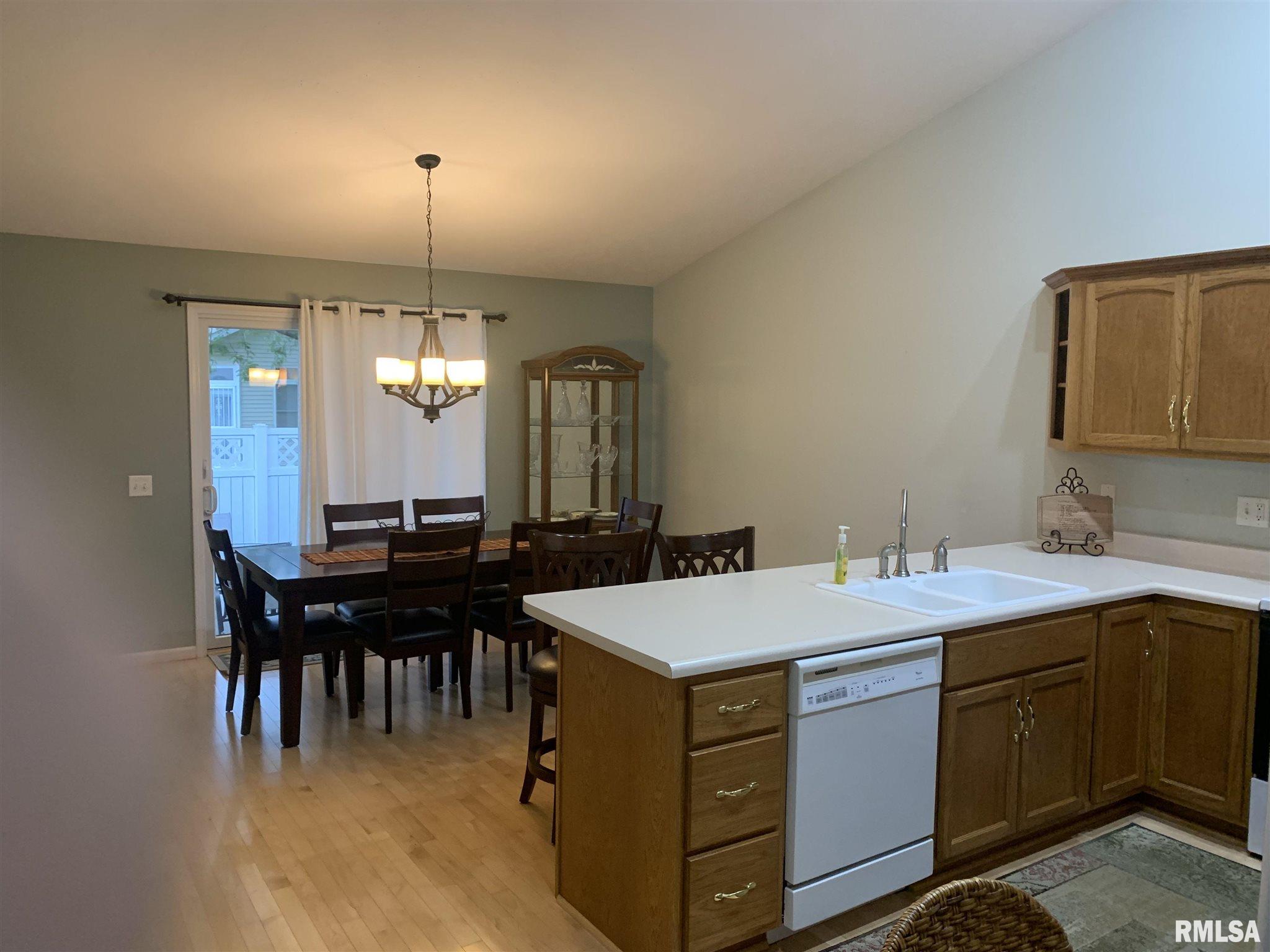 2804 Dryden Drive Springfield, IL 62711 - Photo 7 of 15 Gallery Image 7