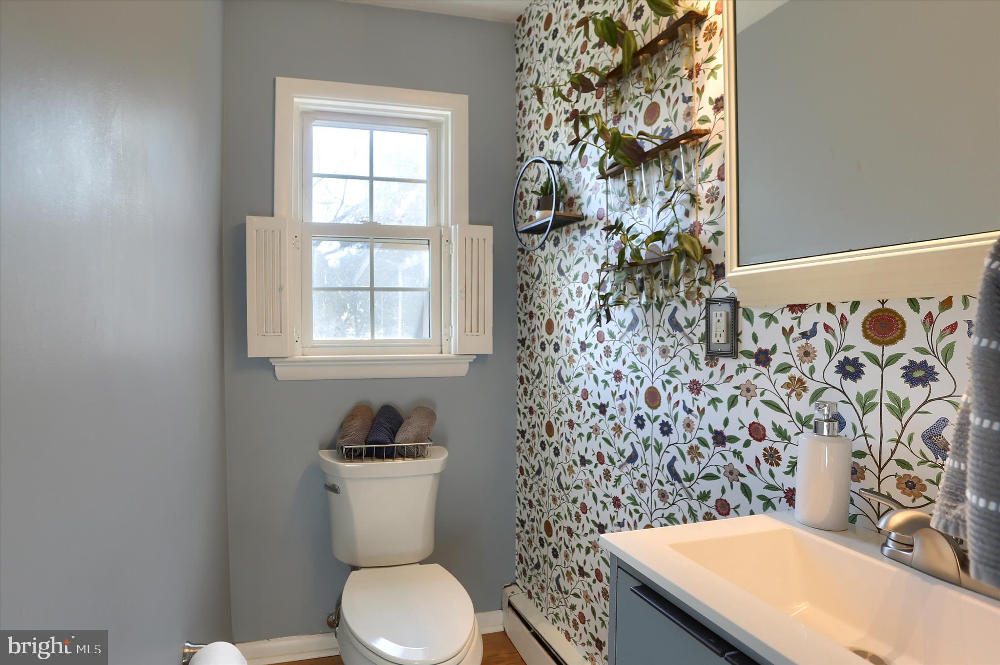 437 Appletree Road Camp Hill, PA 17011 - Photo 19 of 50 Half Bathroom