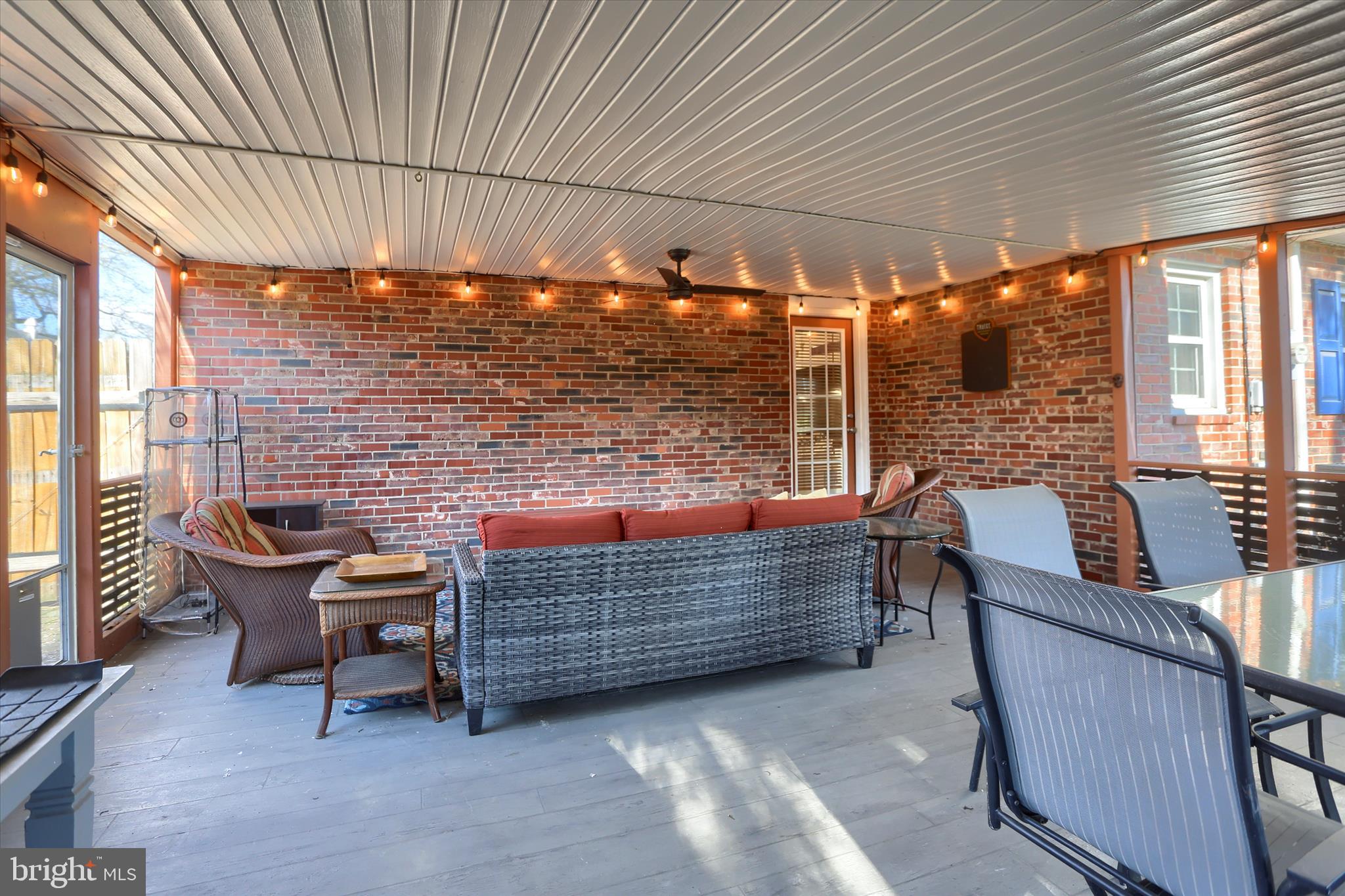 437 Appletree Road Camp Hill, PA 17011 - Photo 22 of 50 Screened In Porch