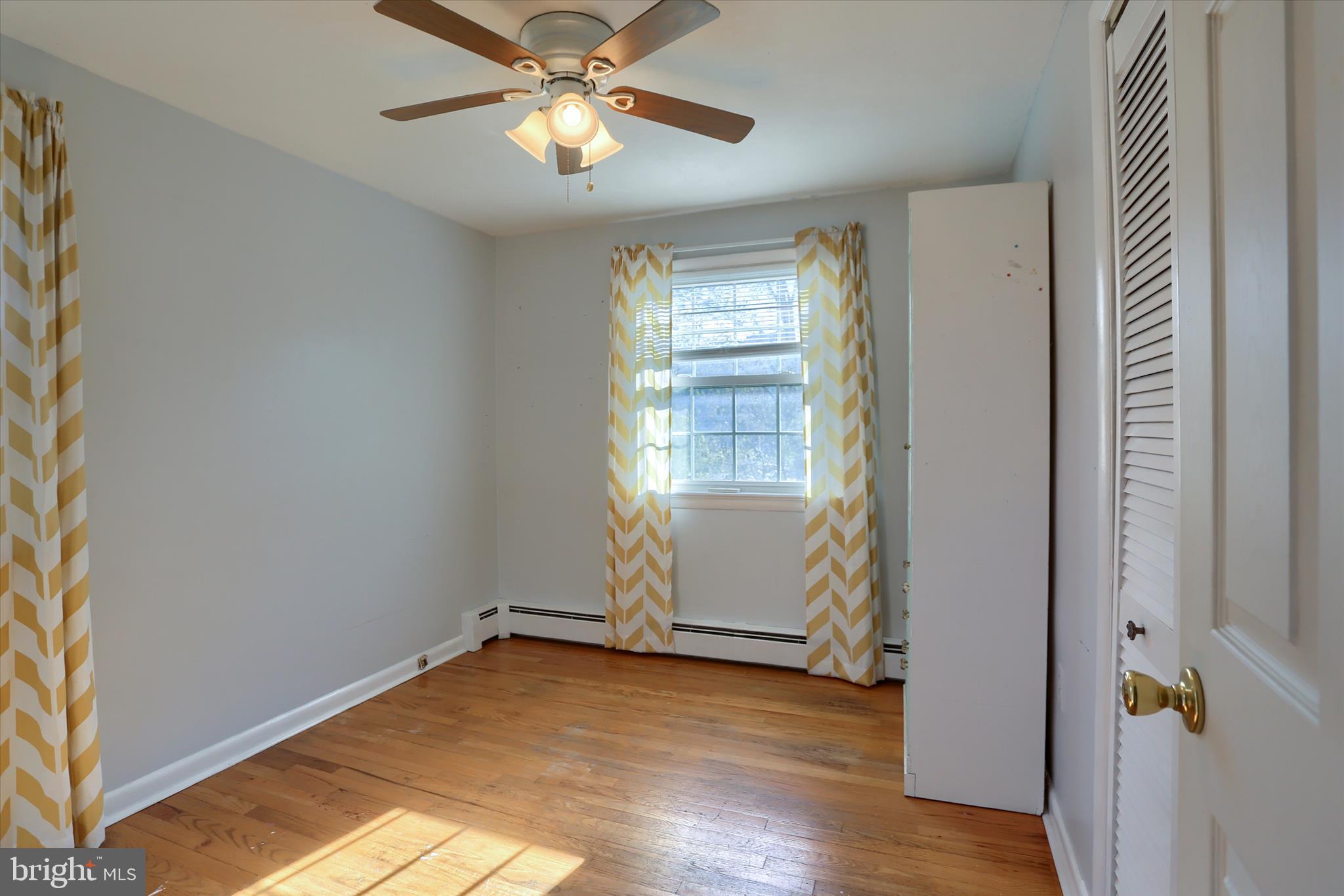 437 Appletree Road Camp Hill, PA 17011 - Photo 31 of 50 Bedroom 3