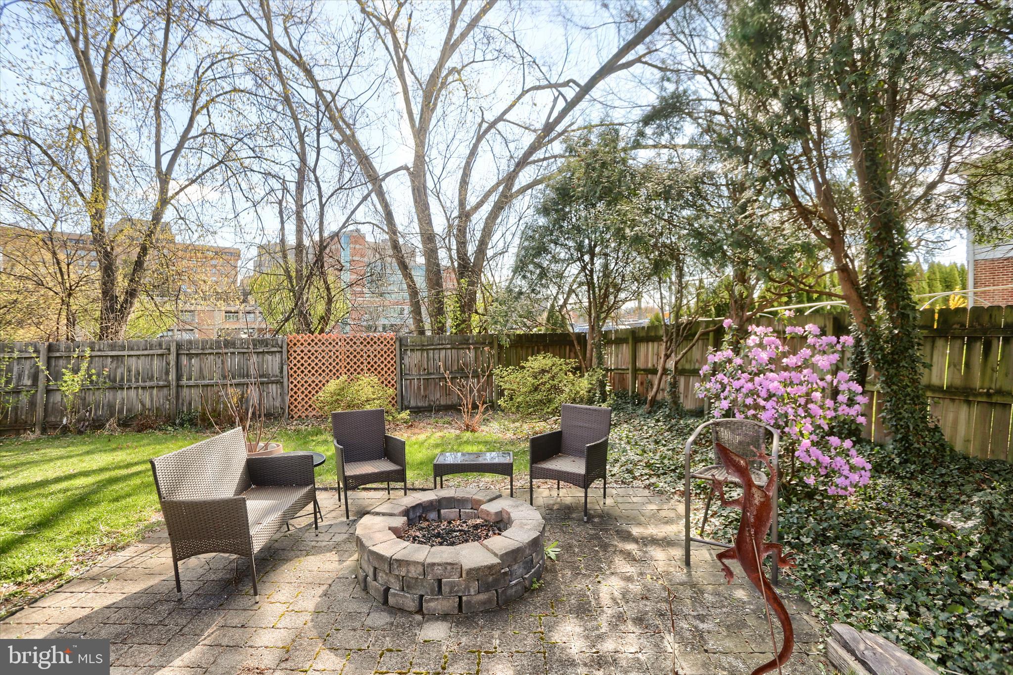 437 Appletree Road Camp Hill, PA 17011 - Photo 41 of 50 Backyard