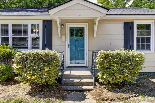 $3,400 | 736 McCants Drive, Mount Pleasant, SC 29464