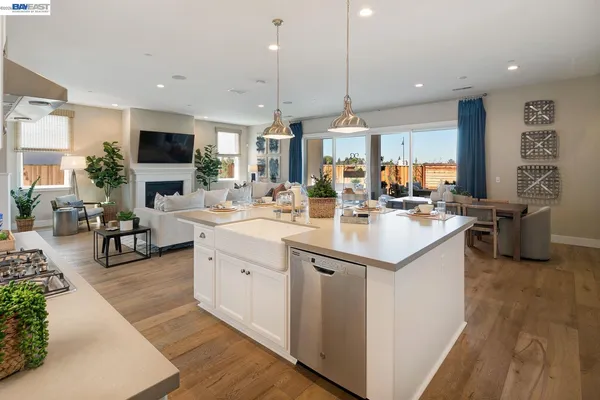 $632,087 | 927 Conrad Street, Manteca, CA 95336