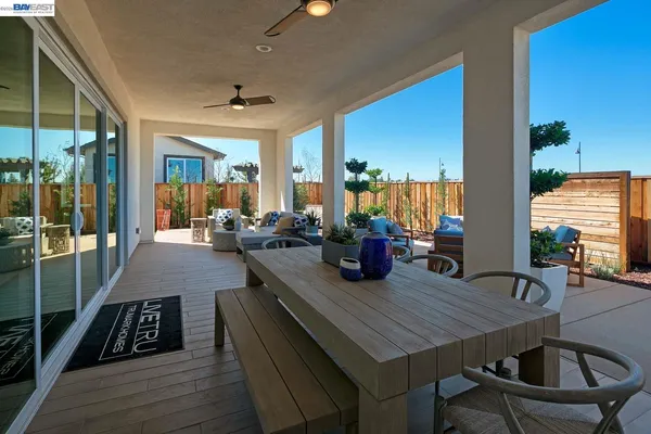 $632,087 | 927 Conrad Street, Manteca, CA 95336