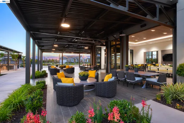 $632,087 | 927 Conrad Street, Manteca, CA 95336