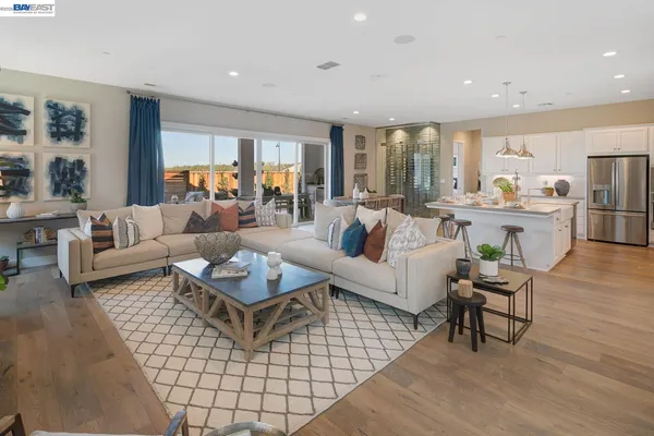 $632,087 | 927 Conrad Street, Manteca, CA 95336