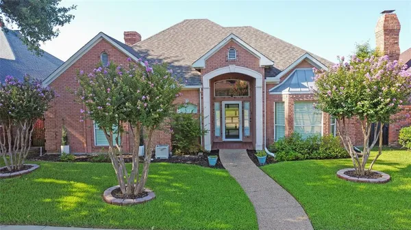 $499,000 | 1012 Murl Drive, Irving, TX 75062