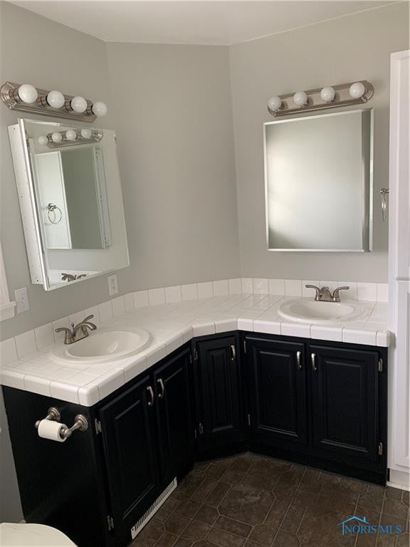 4116 Timberlane Road Defiance, OH 43512 - Photo 11 of 13 Gallery Image 11