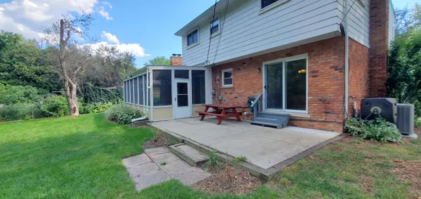 $2,800 | 1478 Kingwood Street, Ypsilanti, MI 48197