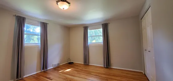 $2,800 | 1478 Kingwood Street, Ypsilanti, MI 48197