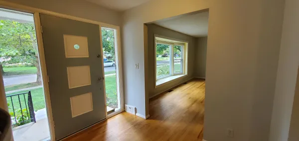 $2,800 | 1478 Kingwood Street, Ypsilanti, MI 48197