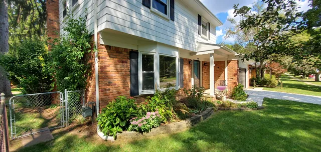 $2,900 | 1478 Kingwood Street, Ypsilanti, MI 48197