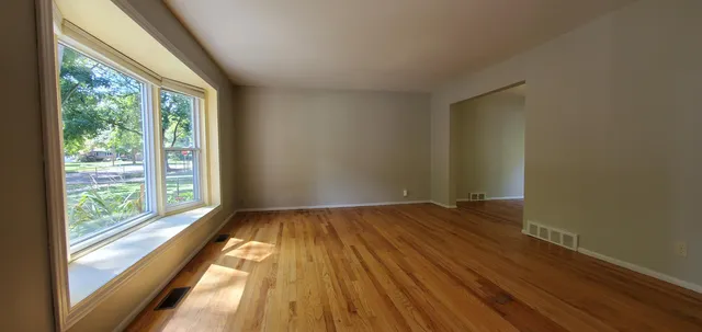 $2,900 | 1478 Kingwood Street, Ypsilanti, MI 48197