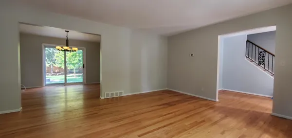 $2,800 | 1478 Kingwood Street, Ypsilanti, MI 48197