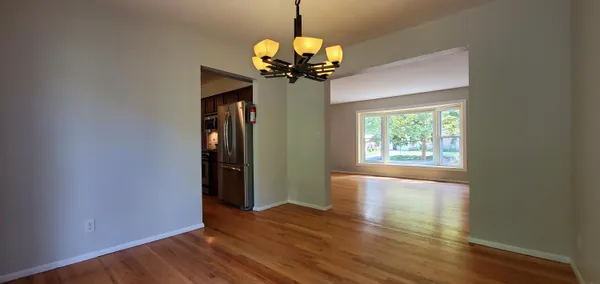 $2,800 | 1478 Kingwood Street, Ypsilanti, MI 48197