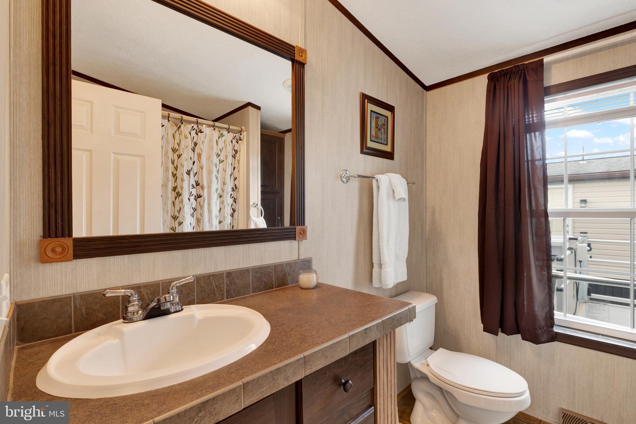 26 Jere Road Gordonville, PA 17529 - Photo 22 of 26 Second Full Bath