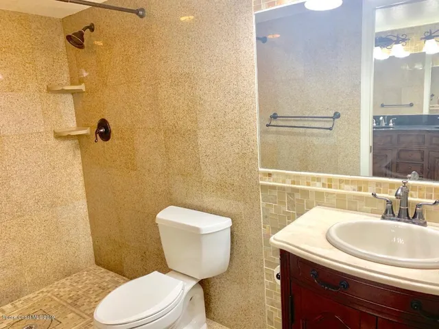 $3,450 | 1811 Jimmy Buffett Mem Highway, Unit 2104, Satellite Beach, FL 32937