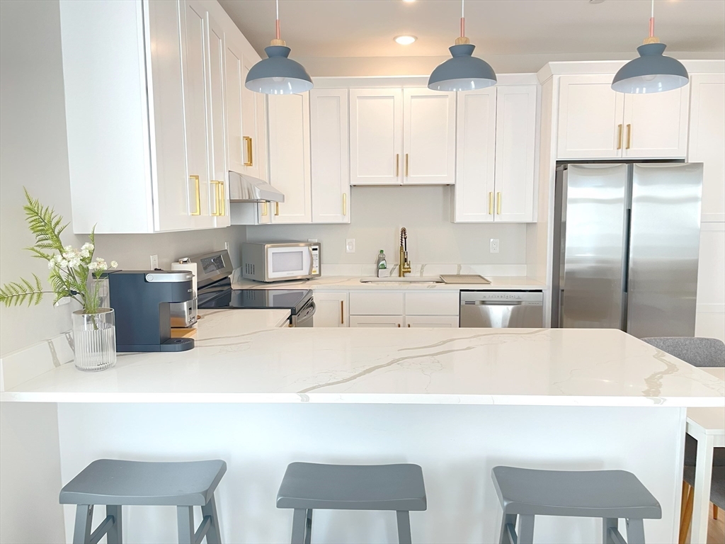 53 Harvard Street, Unit 2 Boston, MA 02124 - Photo 3 of 15