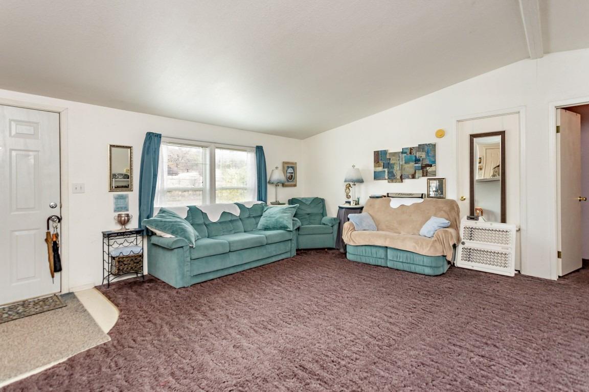 6355 Tolo Road Central Point, OR 97502 - Photo 4 of 32 Additional Photo
