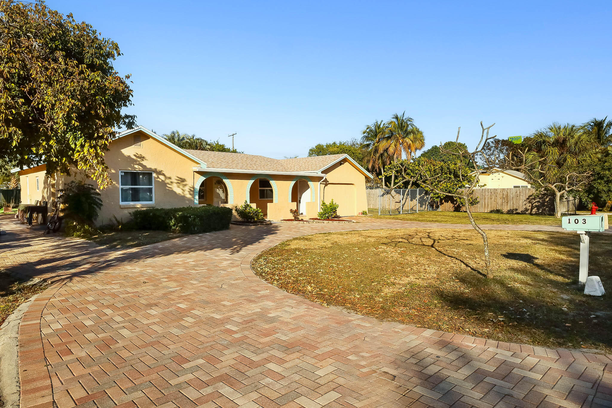 103 East Shannondale Road Cloud Lake, FL 33406 - Photo 25 of 31 a view of outdoor space yard and front view of a house