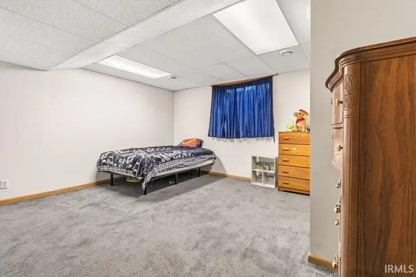 $299,900 | 2804 East Lapoint Drive, Milford, IN 46542