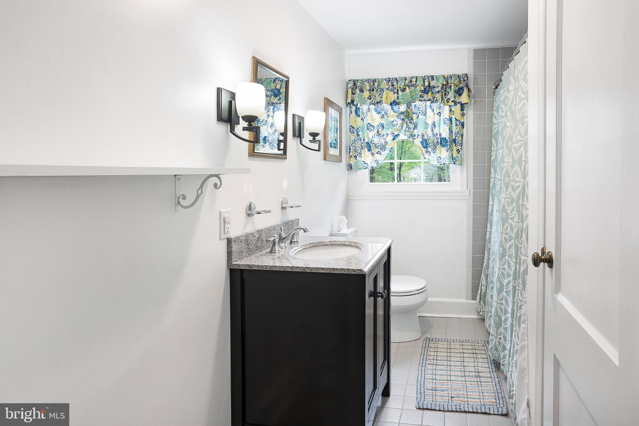114 Grubb Road Malvern, PA 19355 - Photo 22 of 29 Second floor hall bathroom.