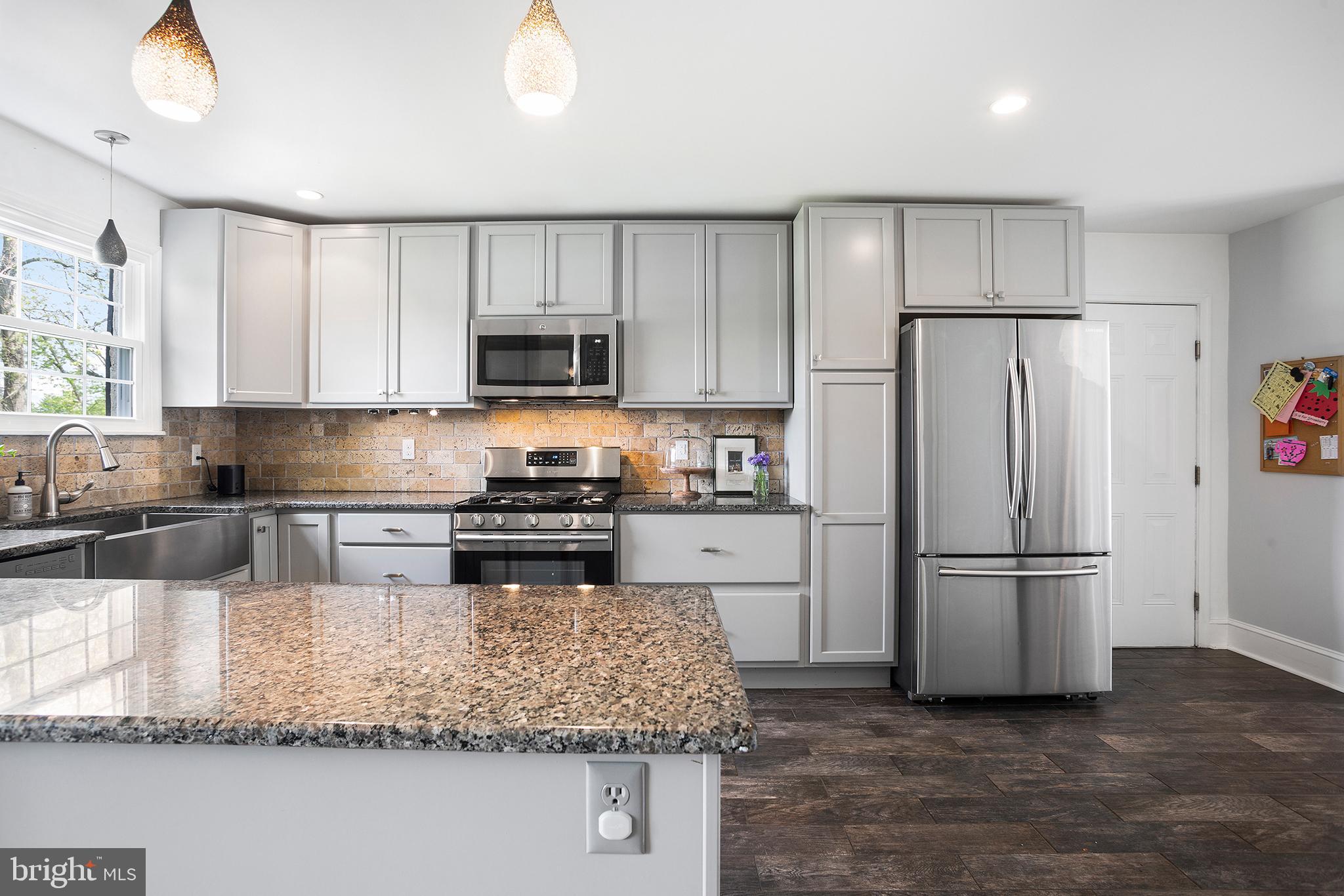 114 Grubb Road Malvern, PA 19355 - Photo 8 of 29 Kitchen with access to 2 car garage
