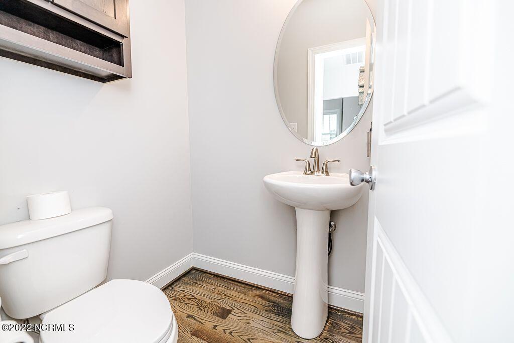 203 Crestview Road Southern Pines, NC 28387 - Photo 7 of 54 203 half bath
