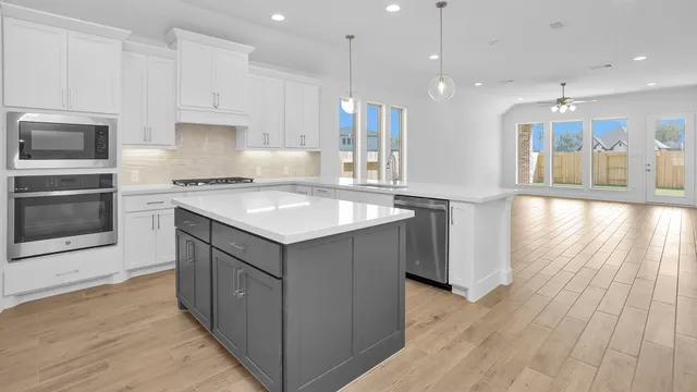 $399,900 | 18222 Upper Brook Street, Conroe, TX 77302