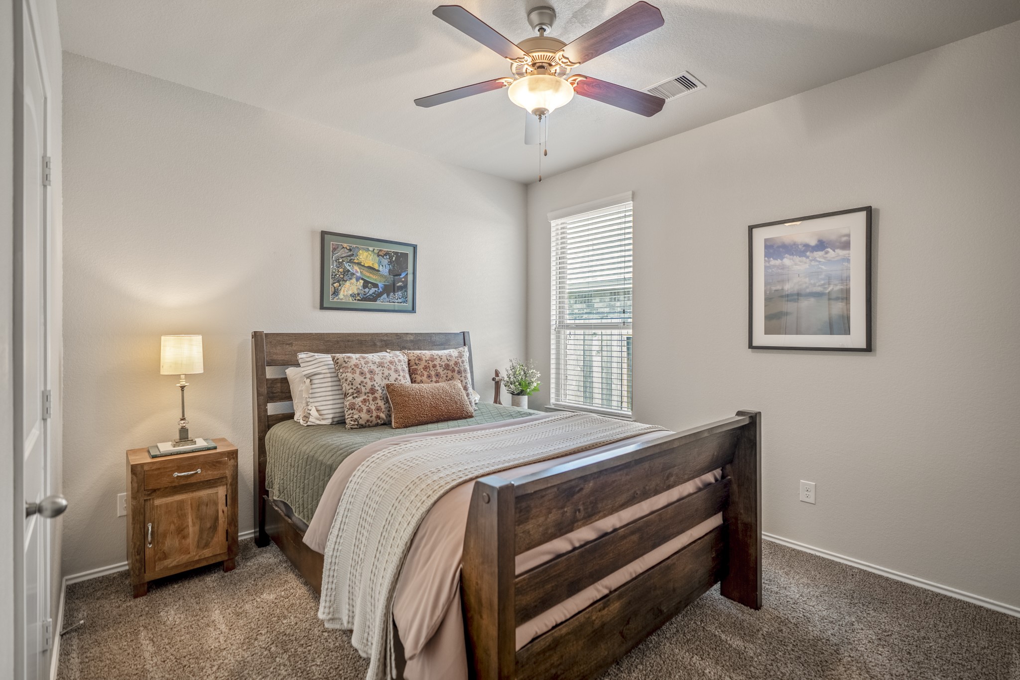 5522 Glenfield Spring Lane Spring, TX 77389 - Photo 24 of 46 One of three secondary bedrooms.