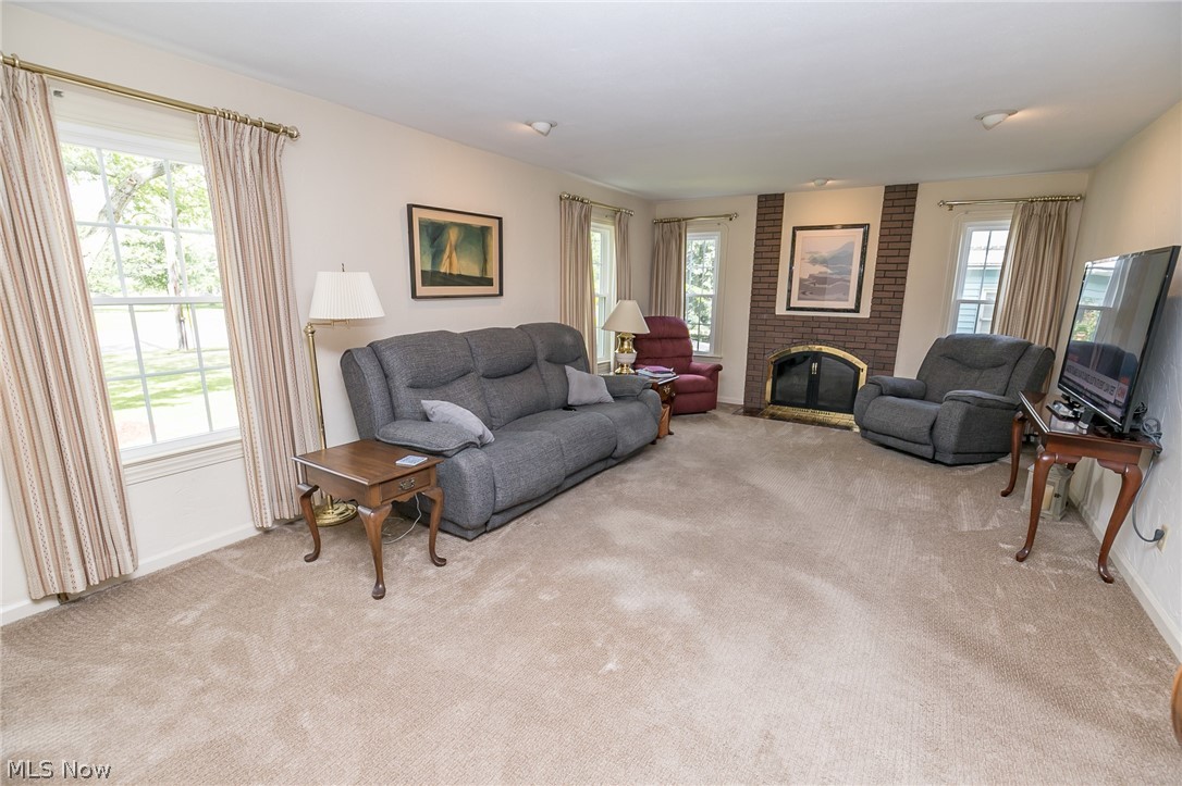 935 Gulf Road Elyria, OH 44035 - Photo 7 of 35 Gallery Image 7