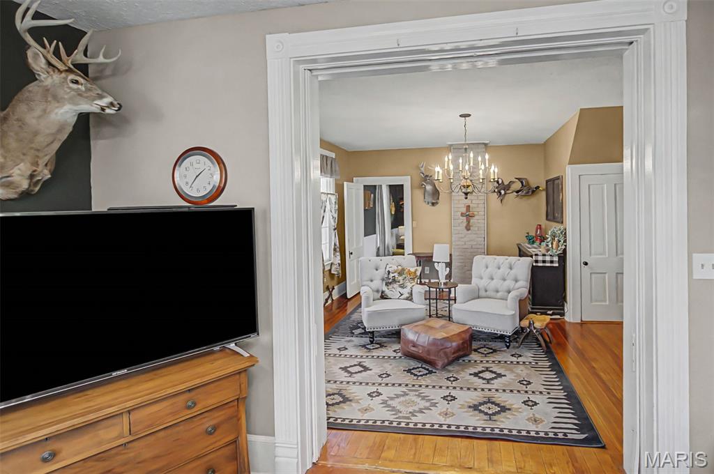 7536 Prairietown Road Worden, IL 62097 - Photo 17 of 96