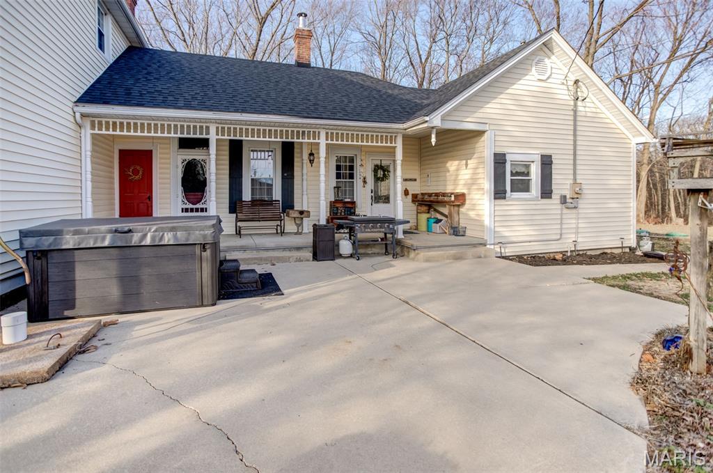 7536 Prairietown Road Worden, IL 62097 - Photo 9 of 96