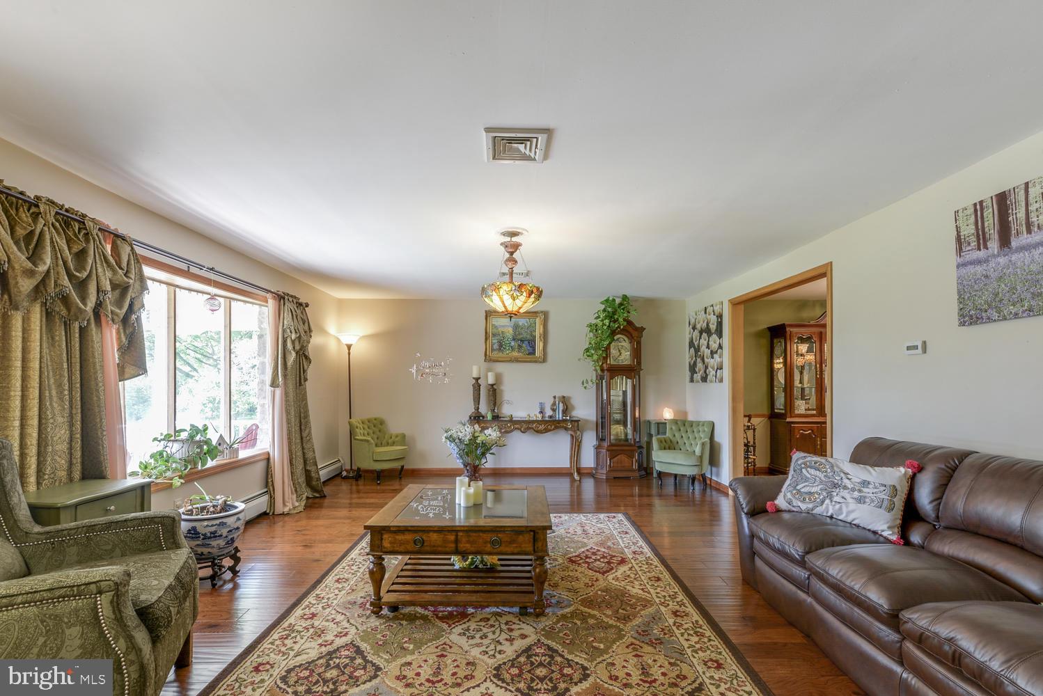 784 Village Road West Princeton Junction, NJ 08550 - Photo 8 of 40 Gallery Image 8