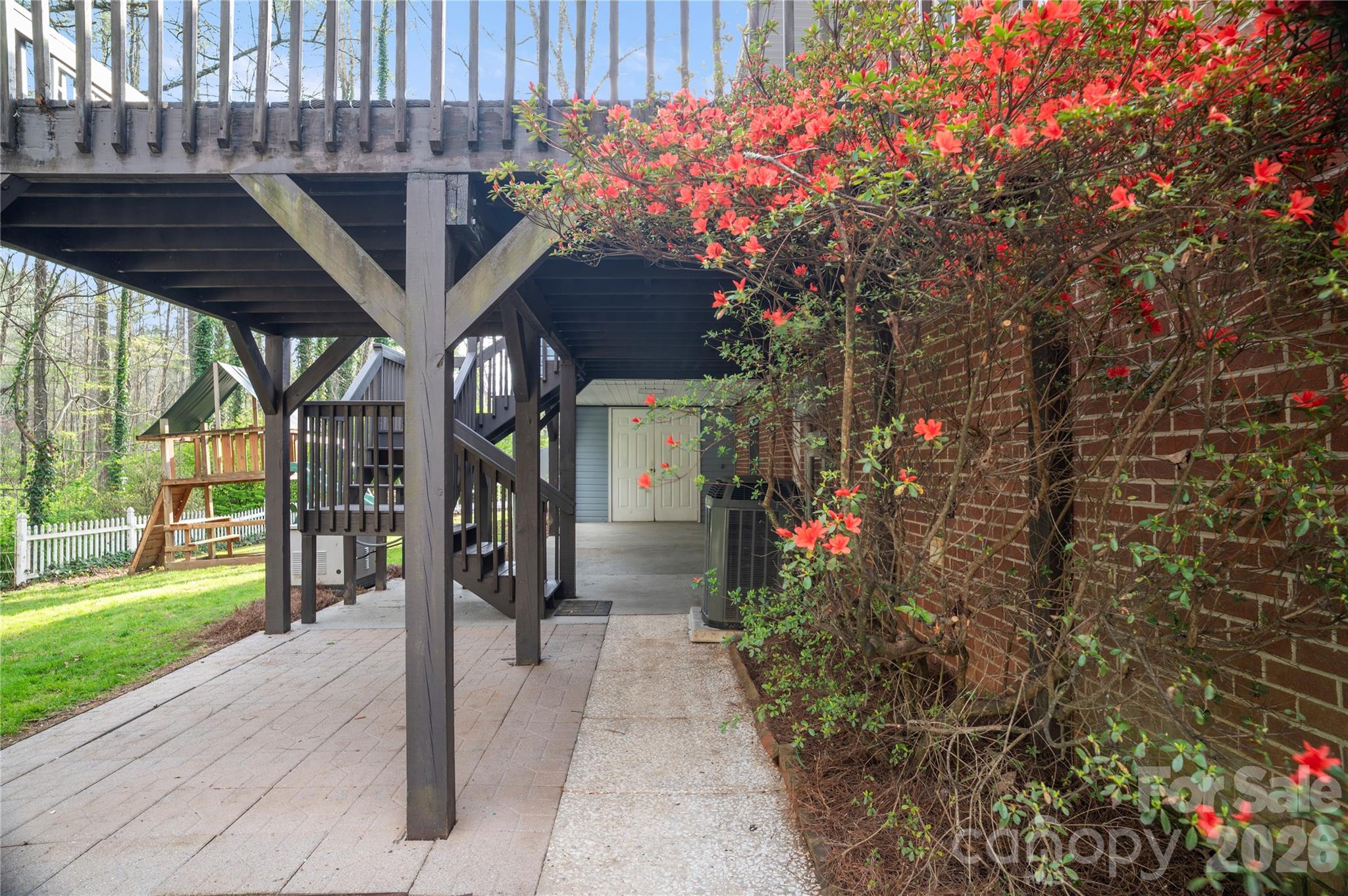 3002 Kanuga Road Hendersonville, NC 28739 - Photo 11 of 47