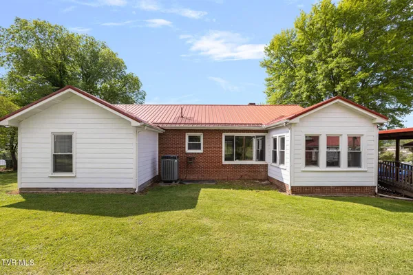$209,000 | 153 Forest Avenue, Pennington Gap, VA 24277