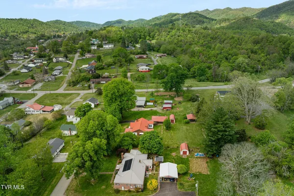 $209,000 | 153 Forest Avenue, Pennington Gap, VA 24277