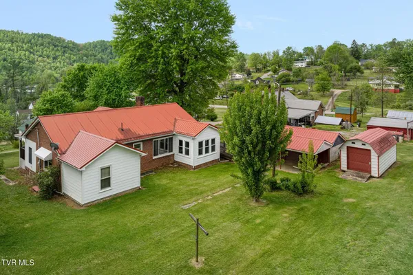 $209,000 | 153 Forest Avenue, Pennington Gap, VA 24277