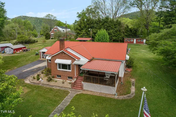 $209,000 | 153 Forest Avenue, Pennington Gap, VA 24277