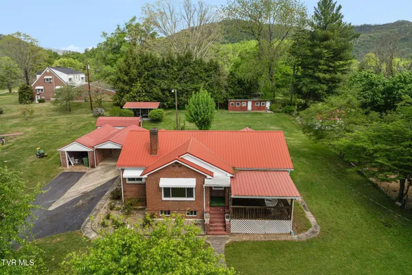 $209,000 | 153 Forest Avenue, Pennington Gap, VA 24277