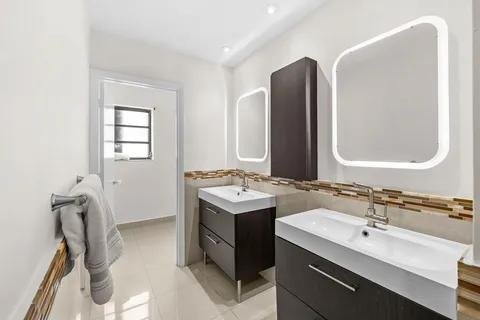 $1,195,000 | 3411 North Park Road, Hollywood, FL 33021