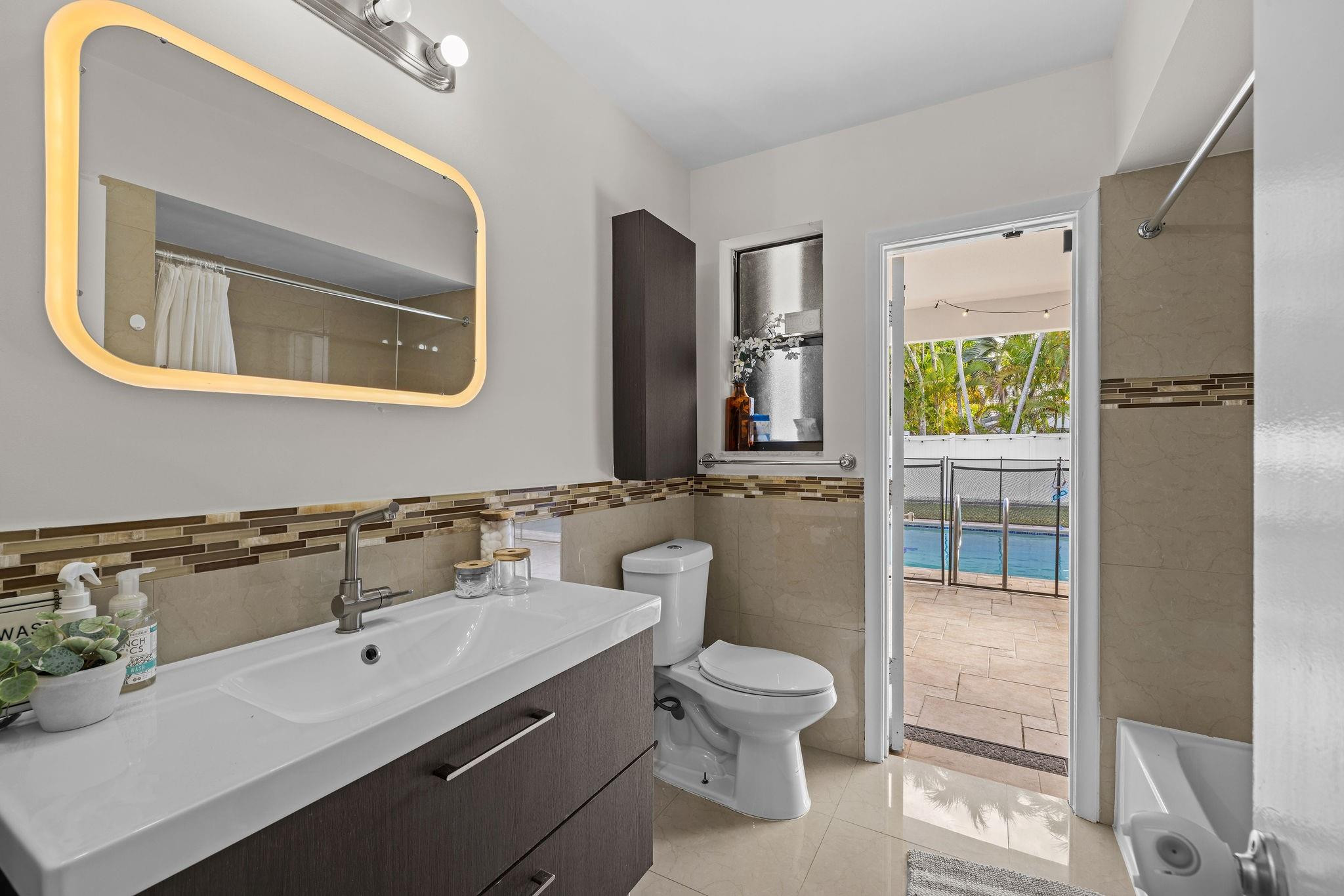 3411 North Park Road Hollywood, FL 33021 - Photo 28 of 35 Photo 28