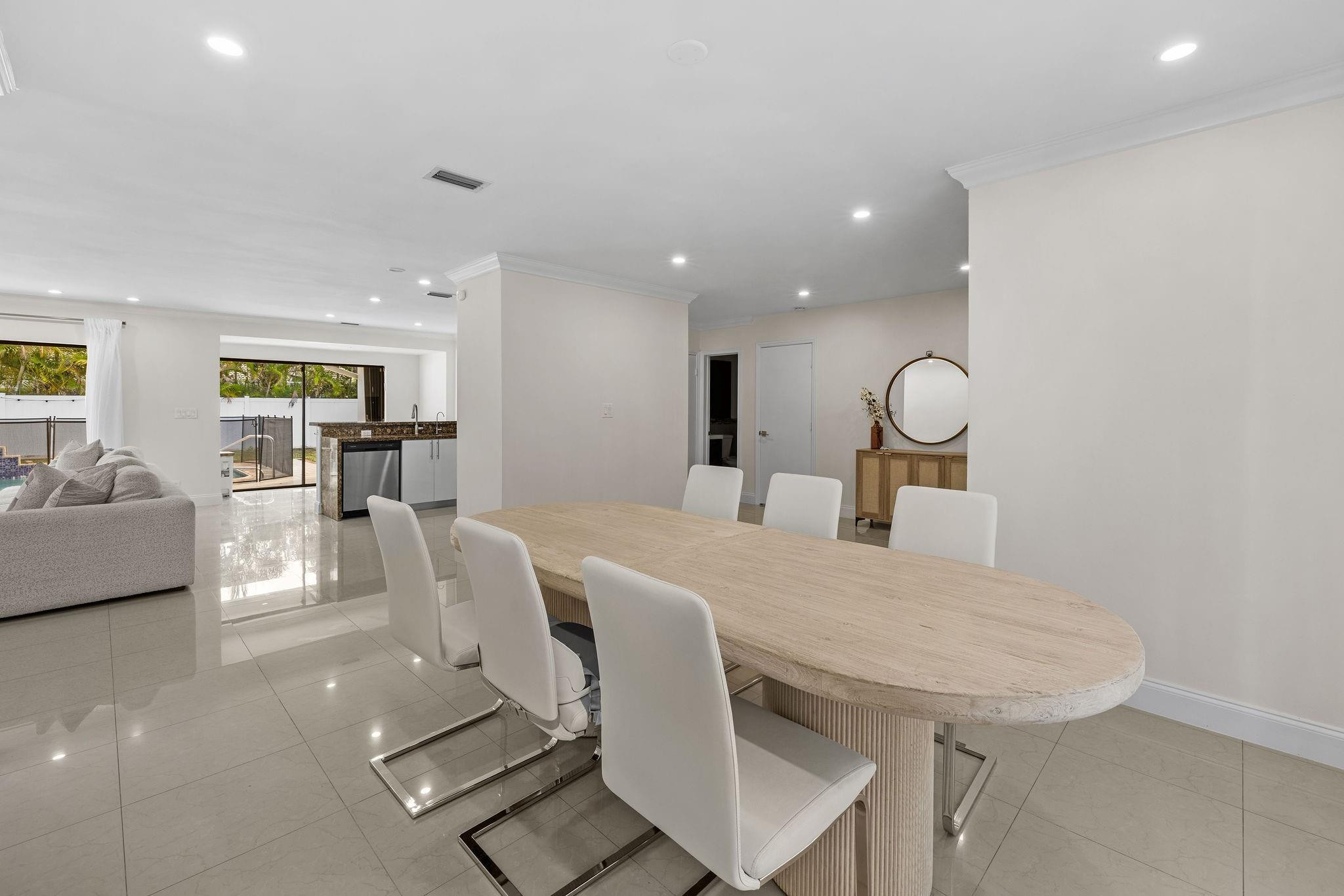 3411 North Park Road Hollywood, FL 33021 - Photo 7 of 35 Photo 7