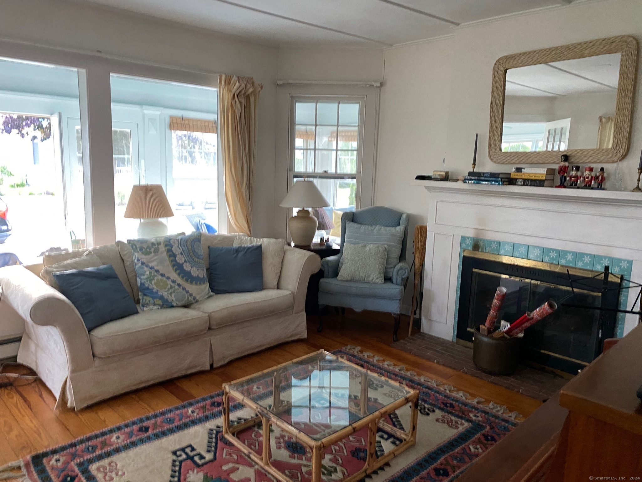 33 Grove Avenue Madison, CT 06443 - Photo 12 of 35