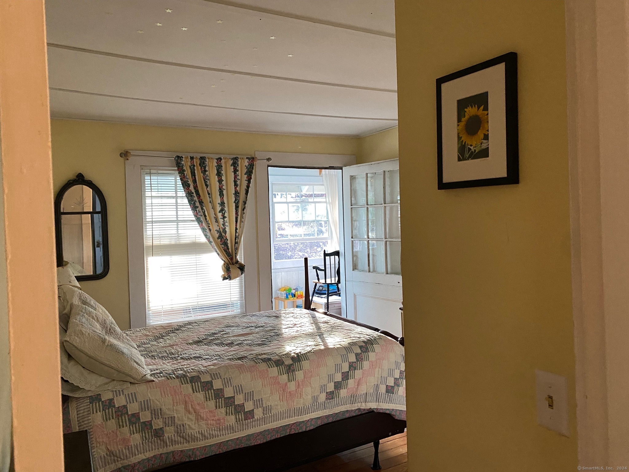 33 Grove Avenue Madison, CT 06443 - Photo 22 of 35