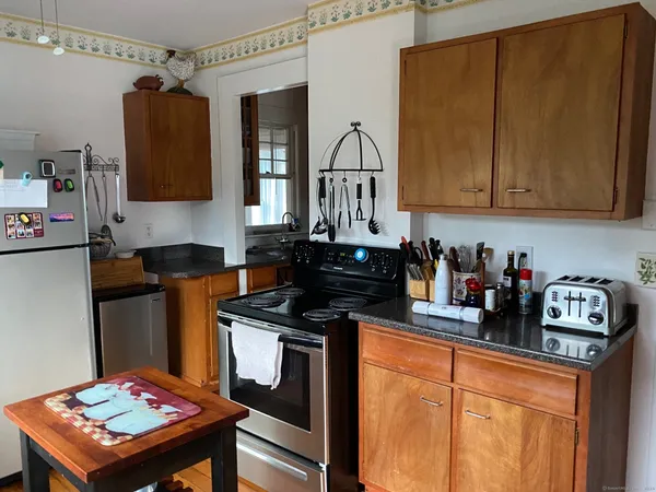 $11,000 | 33 Grove Avenue, Madison, CT 06443
