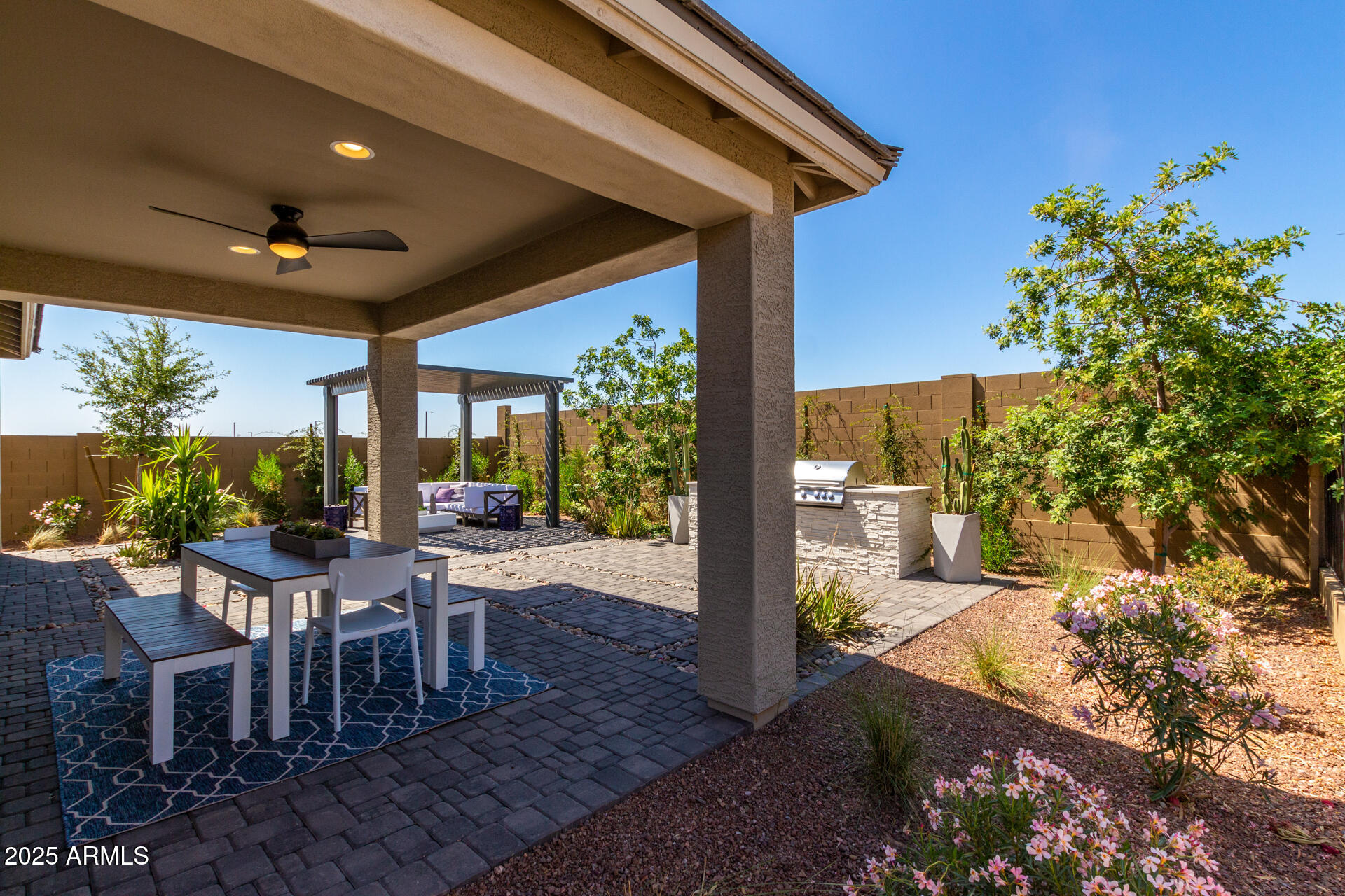 17656 West Bajada Road Surprise, AZ 85387 - Photo 24 of 30 0024-24 Bajada 17656